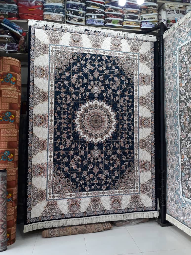 فروش فرش‌های دستبافت و ماشینی